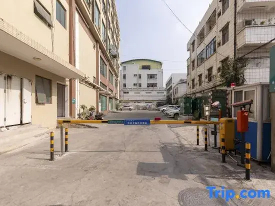 Yoyo Hotel (Zhongshan Bus Terminal)
