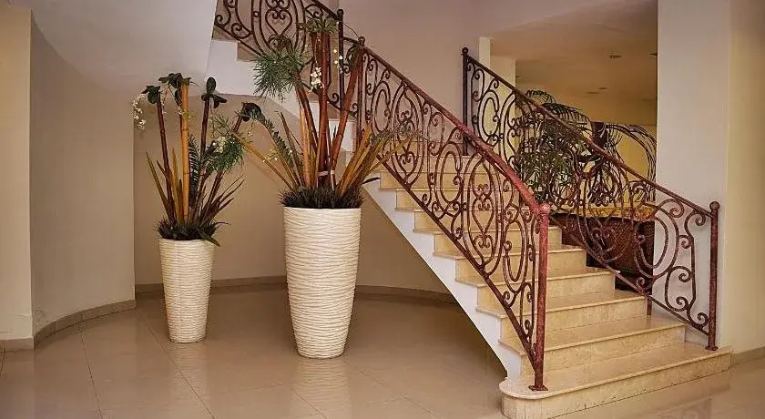 Astur Hotel & Residence