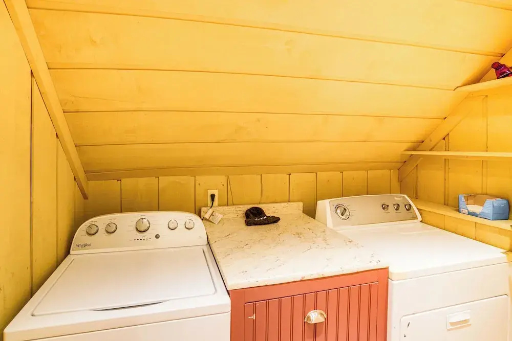 5 Mi to Ski: Family-friendly Home in West Dover!