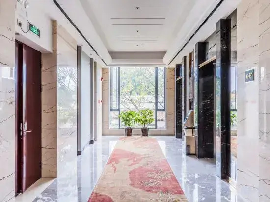 Tang Hua Hotel