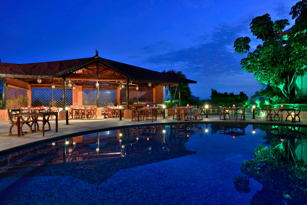 Sheraton Grand Pune Bund Garden Hotel