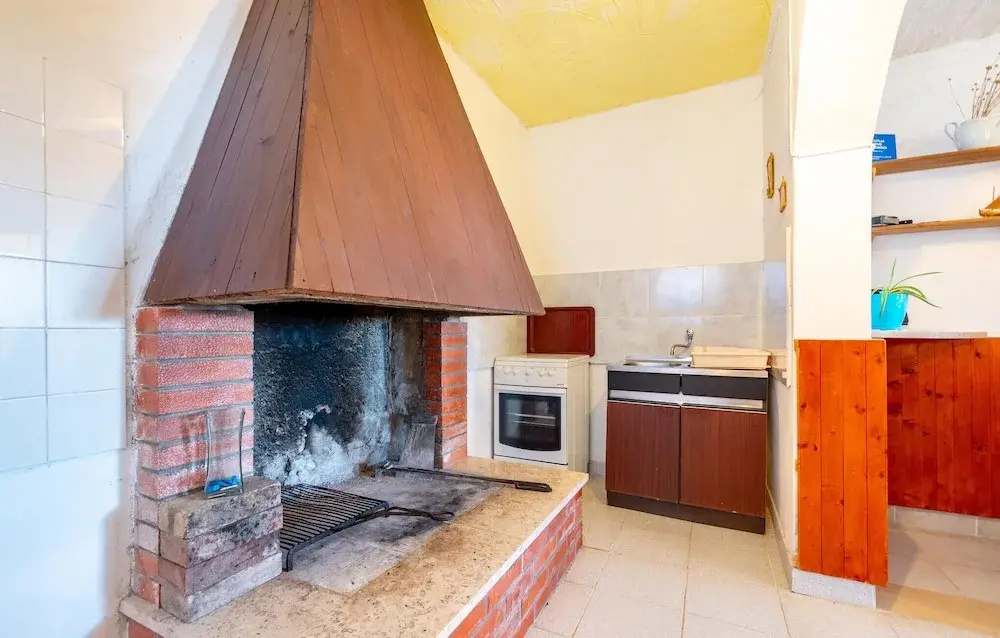 4 Bedroom Awesome Home In Pupnat