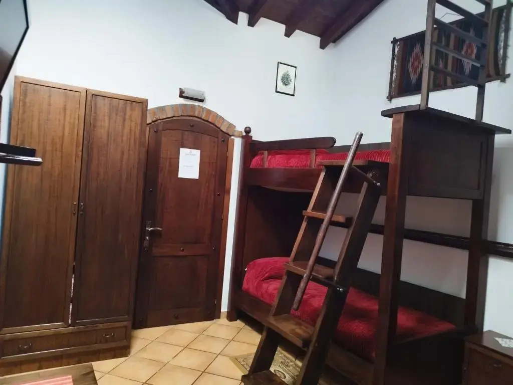 Guva Mangalem Hotel Restaurant