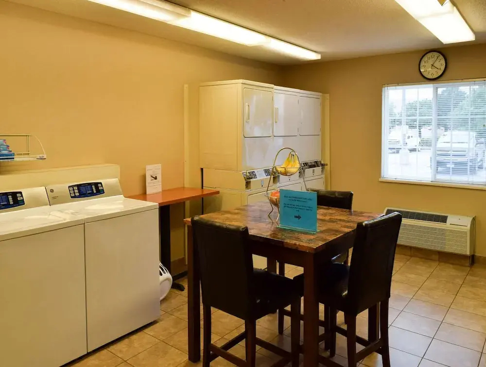 Candlewood Suites Wichita Northeast