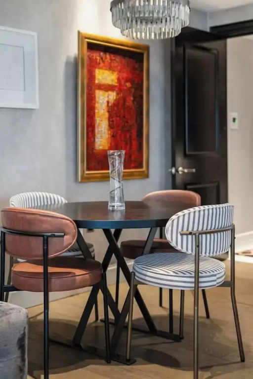 Luxury Kensington Home - Concierge Elevator AC
