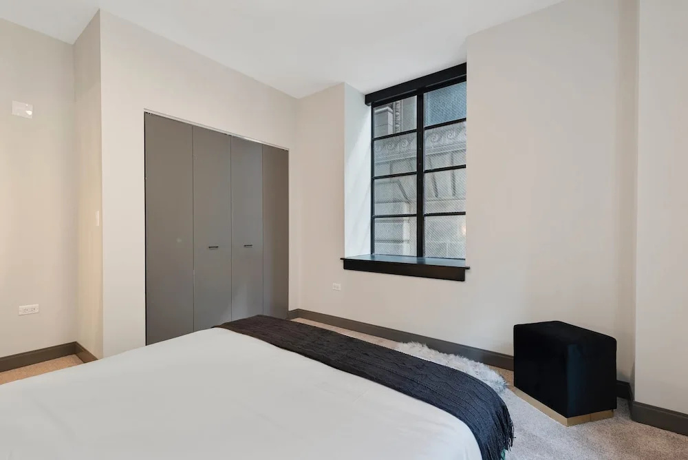 Group Stay 3 Modern 2BR Units Great Amenities