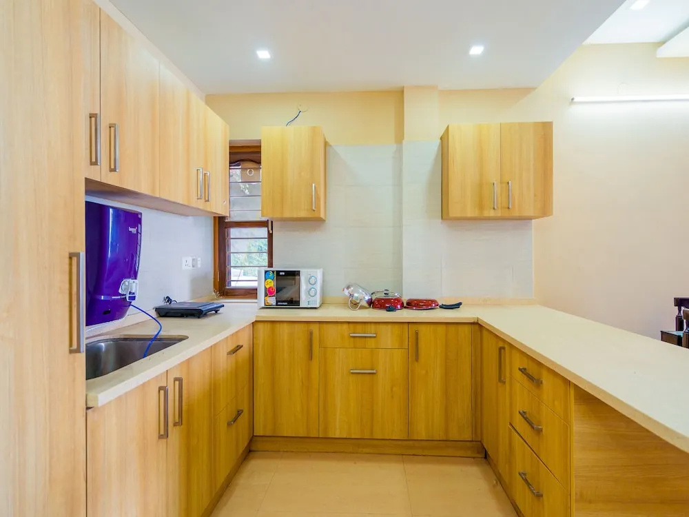 OYO 14018 Home Doon View 3BHK Barlowganj