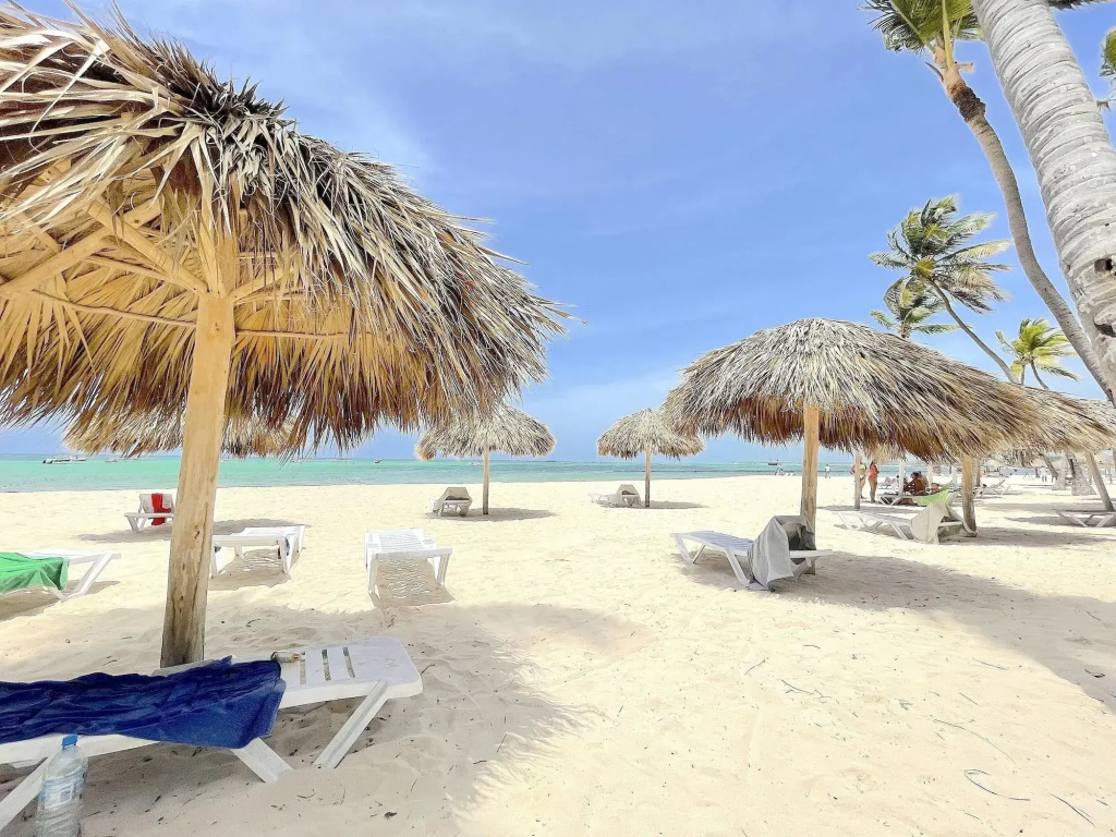 Relax Studios Deluxe Pool Wifi Beach