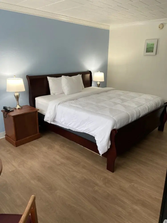 Ramada by Wyndham Butler/Tesla Biohealing Resort