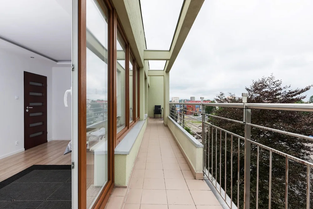 Riverside Apartments by Renters