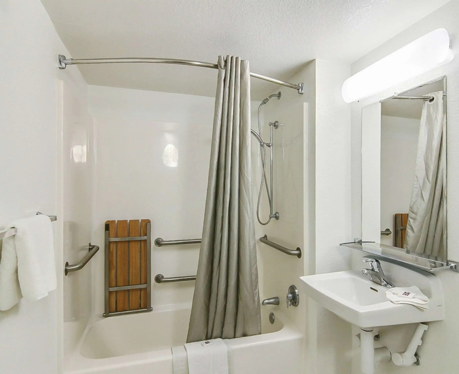 Motel 6-Buellton, CA - Solvang Area