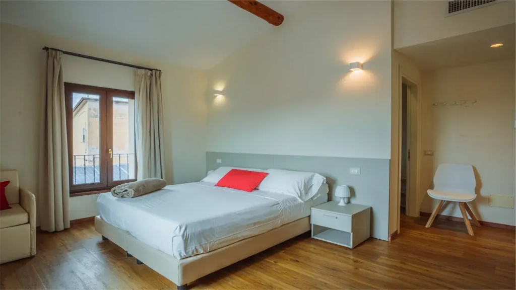 Garda Relais