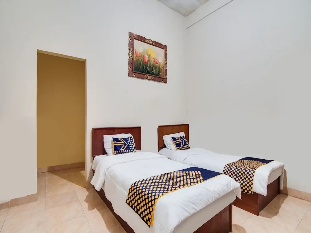 OYO 92024 Green Hotel