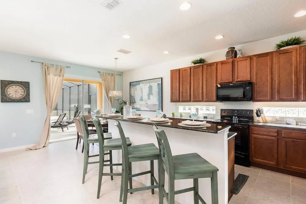 6132bod - Non Renting 9/1/22 Solterra Gated Resort