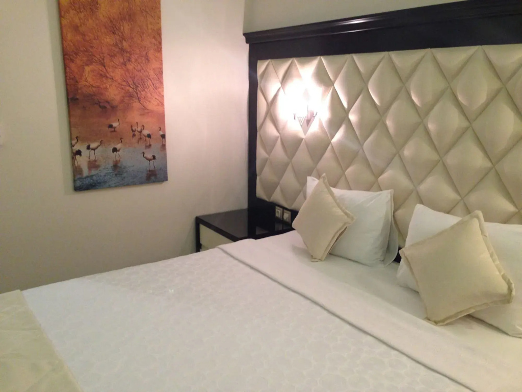 Centrum Business Hotel