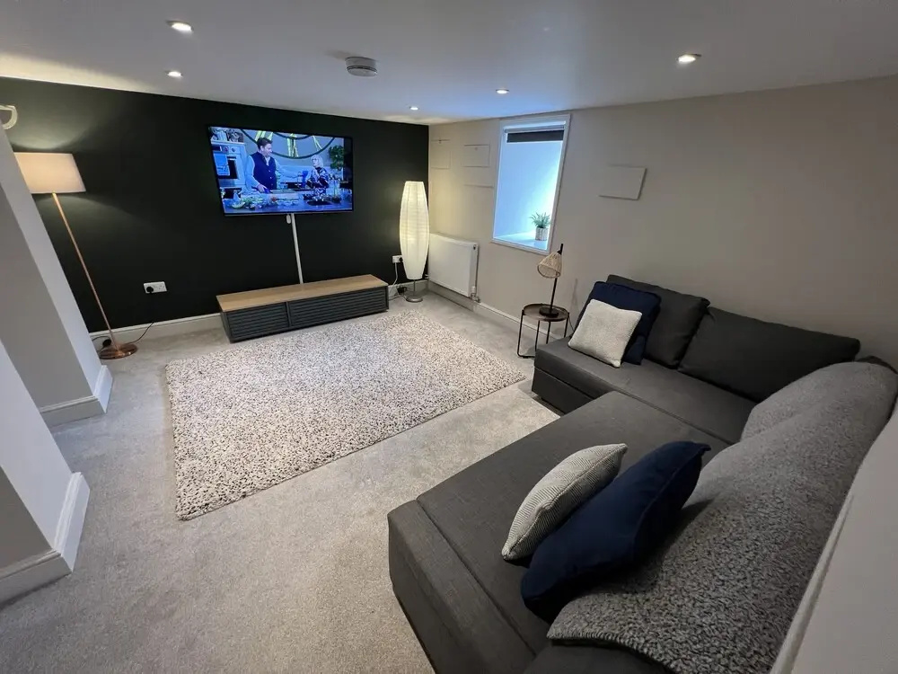Refurbished Victorian Villa- Free Parking- Sleeps6