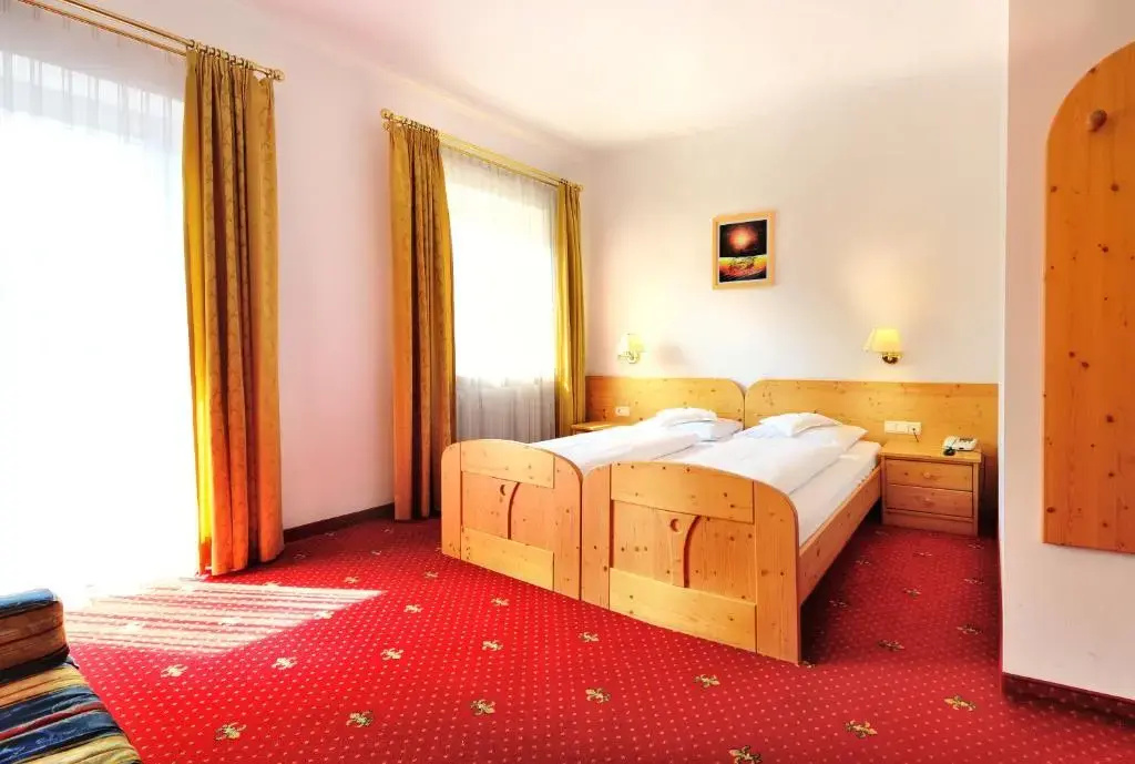 Hotel Dolomiten