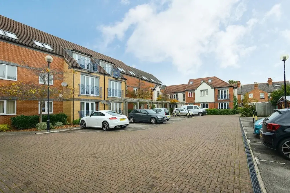 Edward's Court