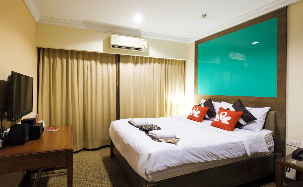 ZEN Rooms Silom 12