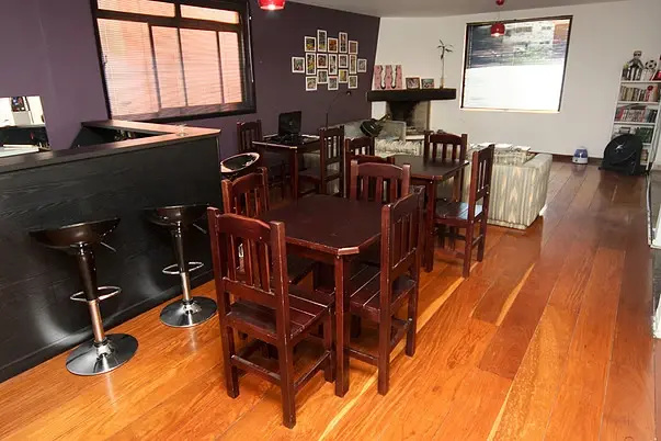 Telstar Hostels