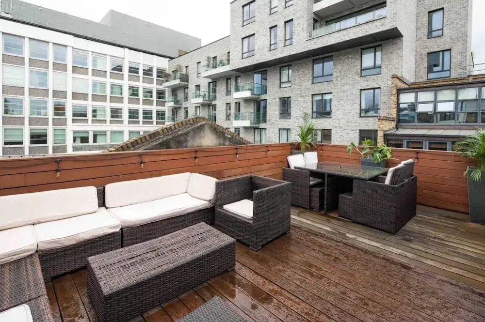 Luxury Penthouse Located Near Old Street
