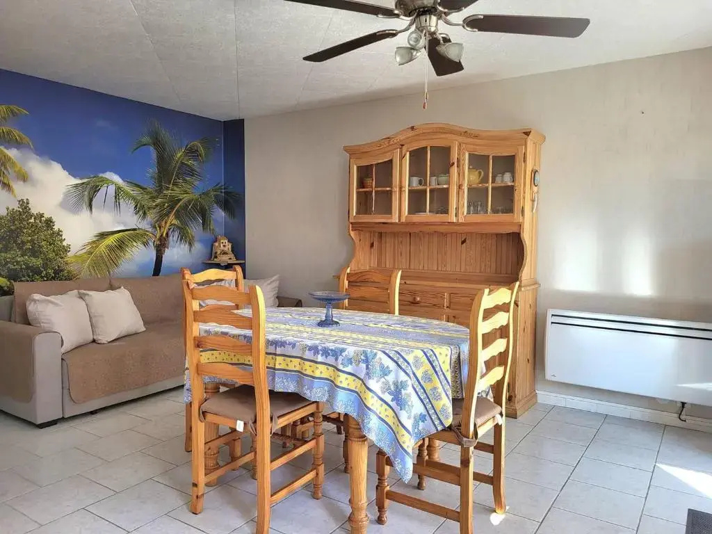 Appartement Merville-Franceville-Plage, 3 pièces, 5 personnes - FR-1-465-78