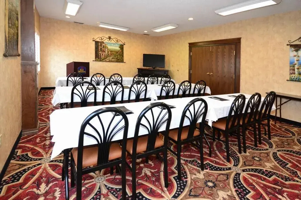 Best Western Plus Southpark Inn & Suites