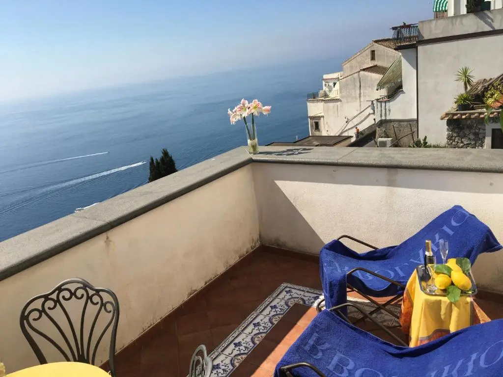 L'Antico Borgo Dei Limoni