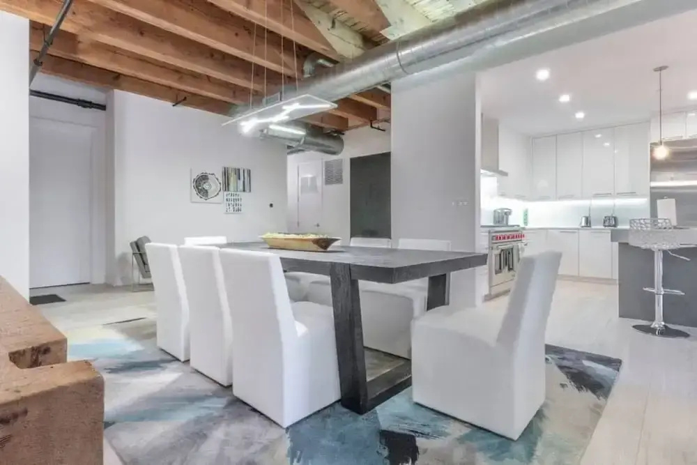 Breathtaking 6 BDR Luxury Condo Downtown Chicago