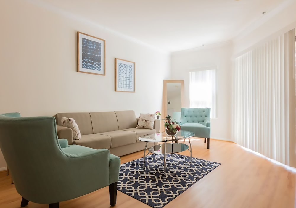 LAs Premier Apartments