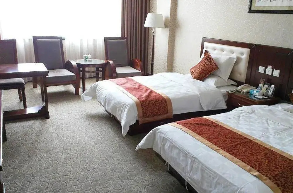 Kunlun Leju Business Hotel