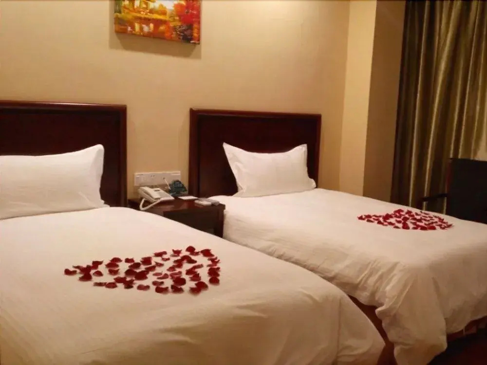 GreenTree Inn Zhejiang Ningbo Dongqian Lake Yinxian Avenue North Mozhi Road Business Hotel