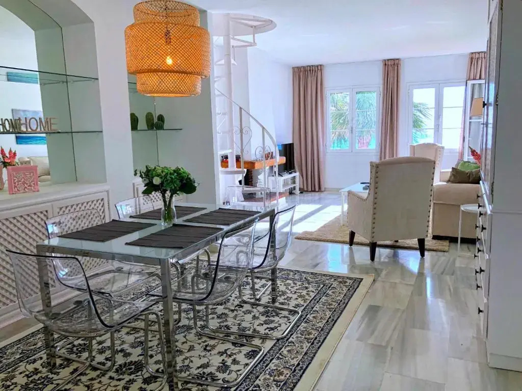 Playa Lucera - Fantastic 3 bedroom front line beach duplex apartment with open sea views from its 2 terraces between Fuengirola and Marbella - Costa del Sol - CS160