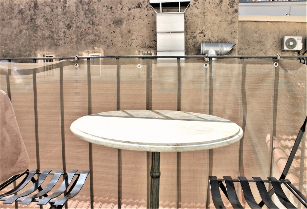 Viva Riviera Central 2 rooms city center