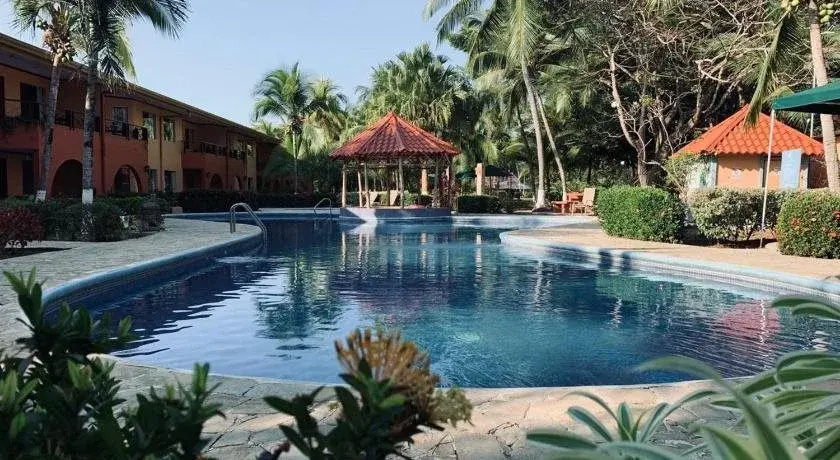 Paradise In Pueblo Real