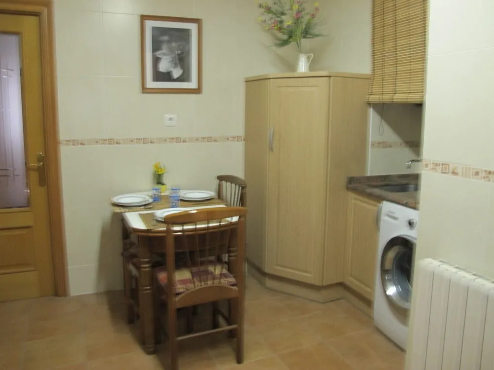 Pintoresco Coqueto Apartamento Miribilla