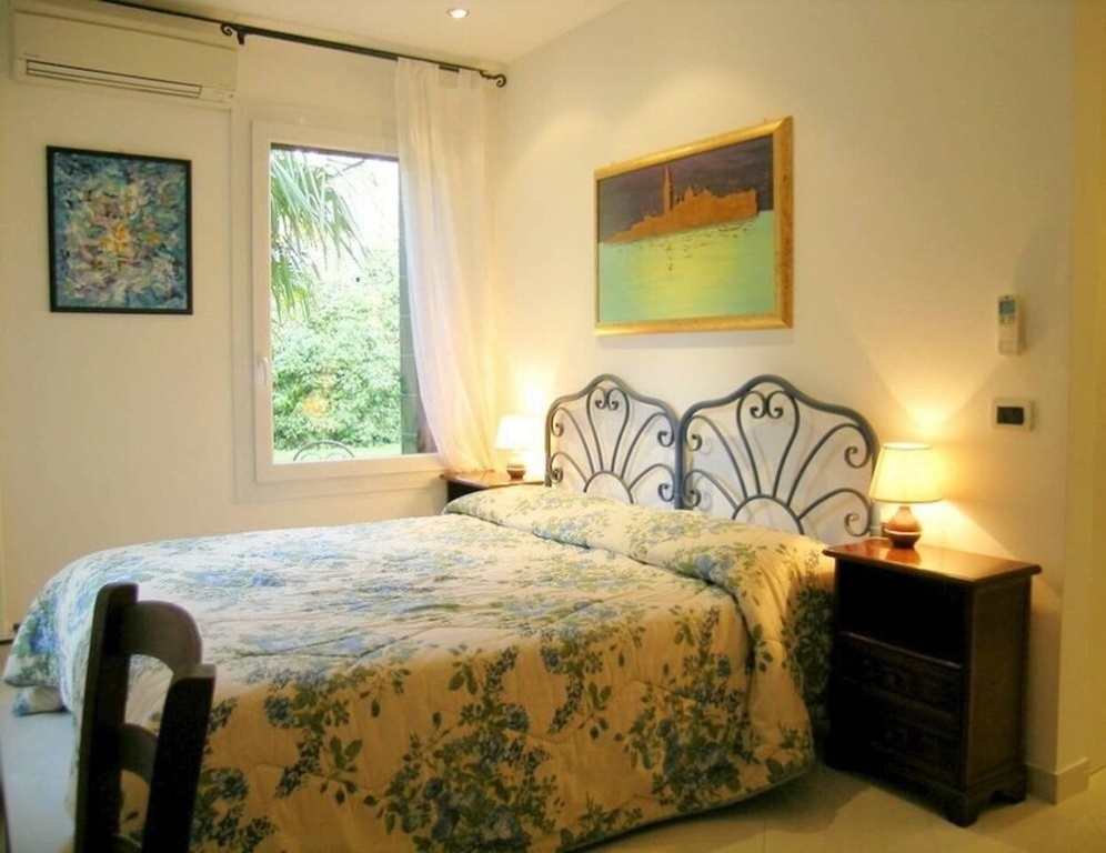 Grimaldi Apartments - Guardi