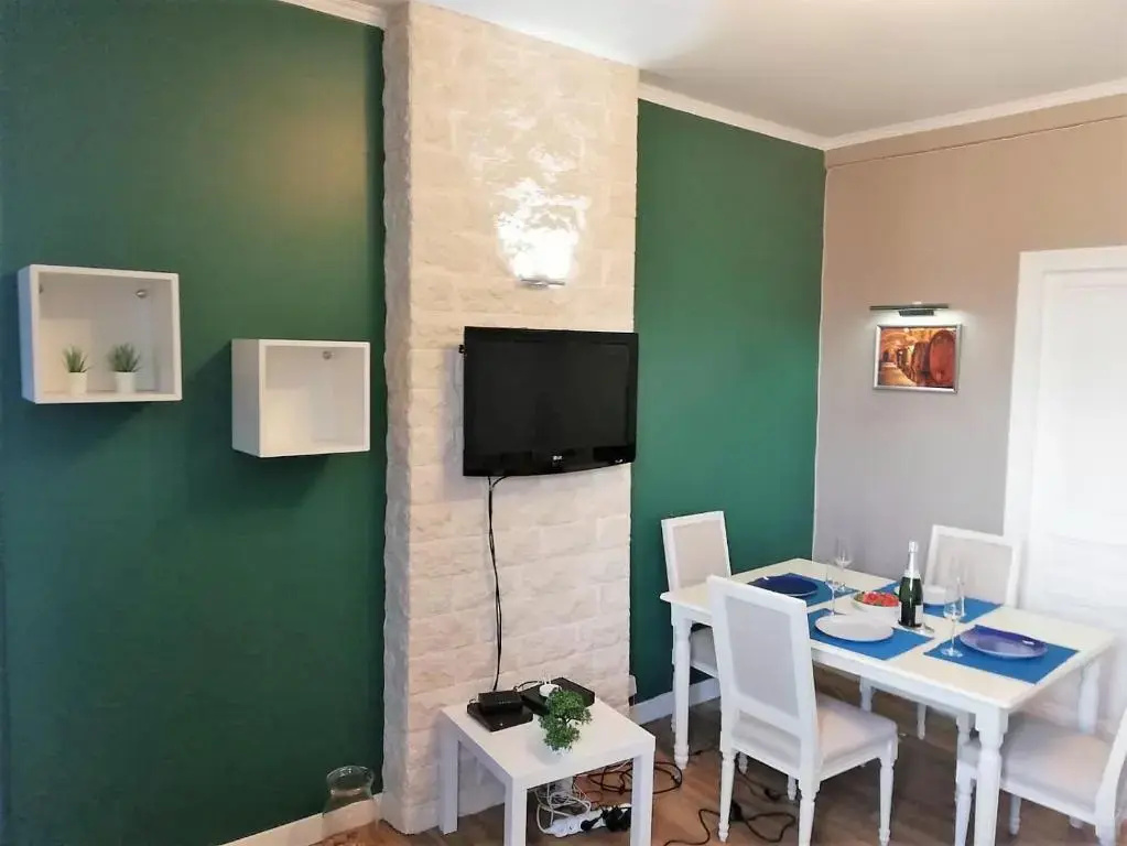 Appartement refait par architecte. Proche de la gare et le centre de Reims