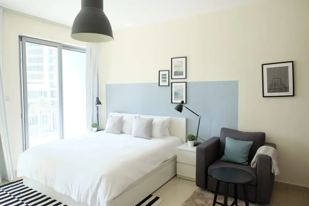 Spotlight - Ease by Emaar - Studio