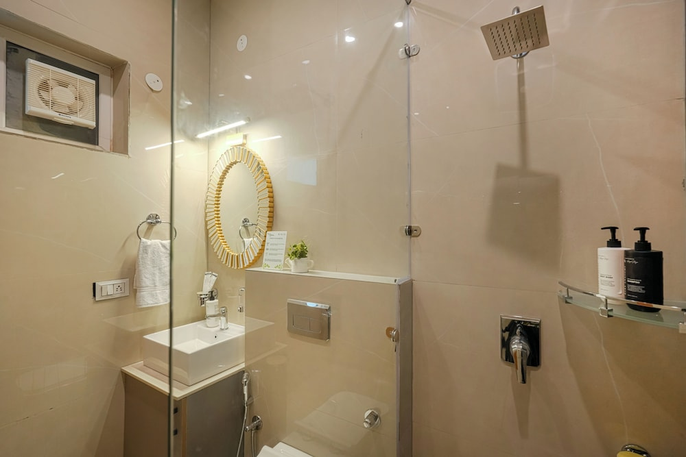 Alaya stay Dochi 4BHK apt with Hill View