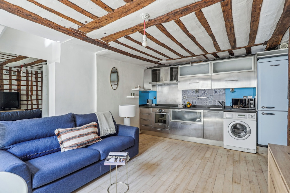 Stylish 1BR - Walkable to Opera & Louvre