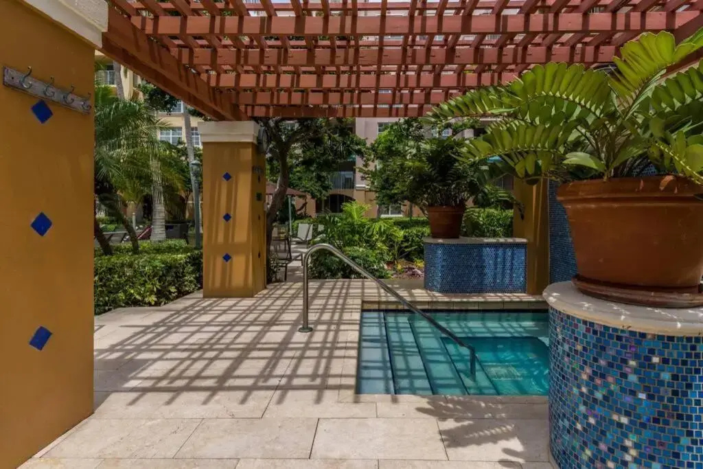 Yacht Club at Aventura Lux 2 Bed 2 Bath Brand New 2021