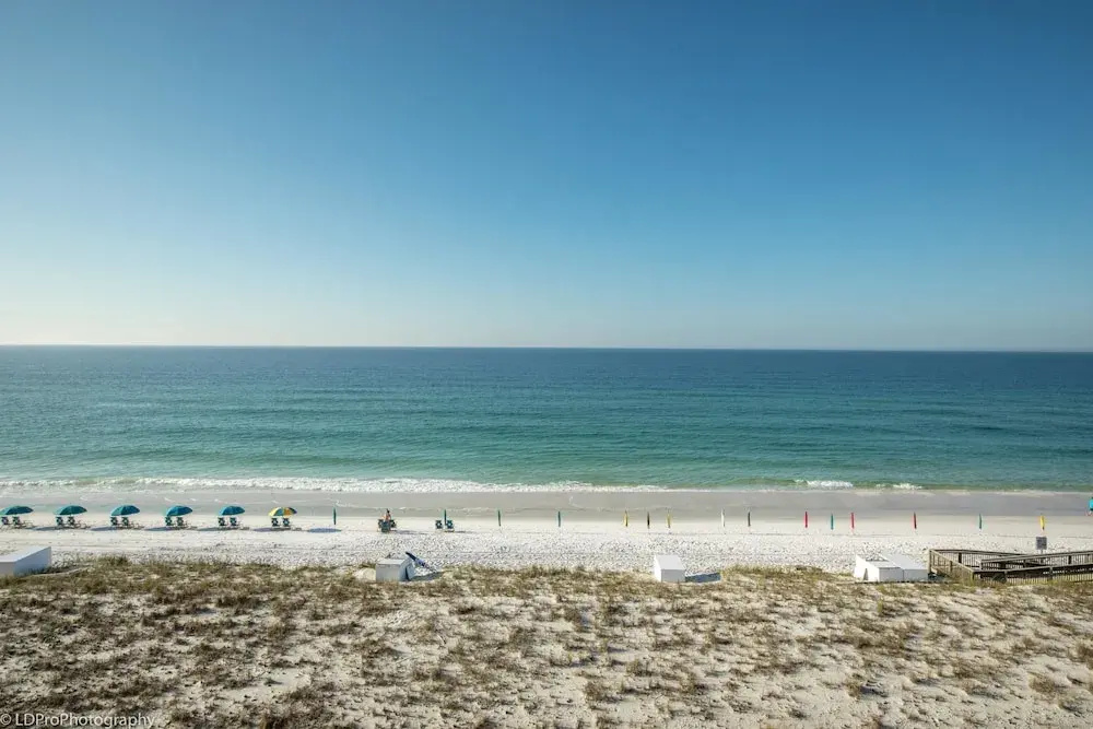 Inlet Reef 403 2 Bedroom Condo by RedAwning