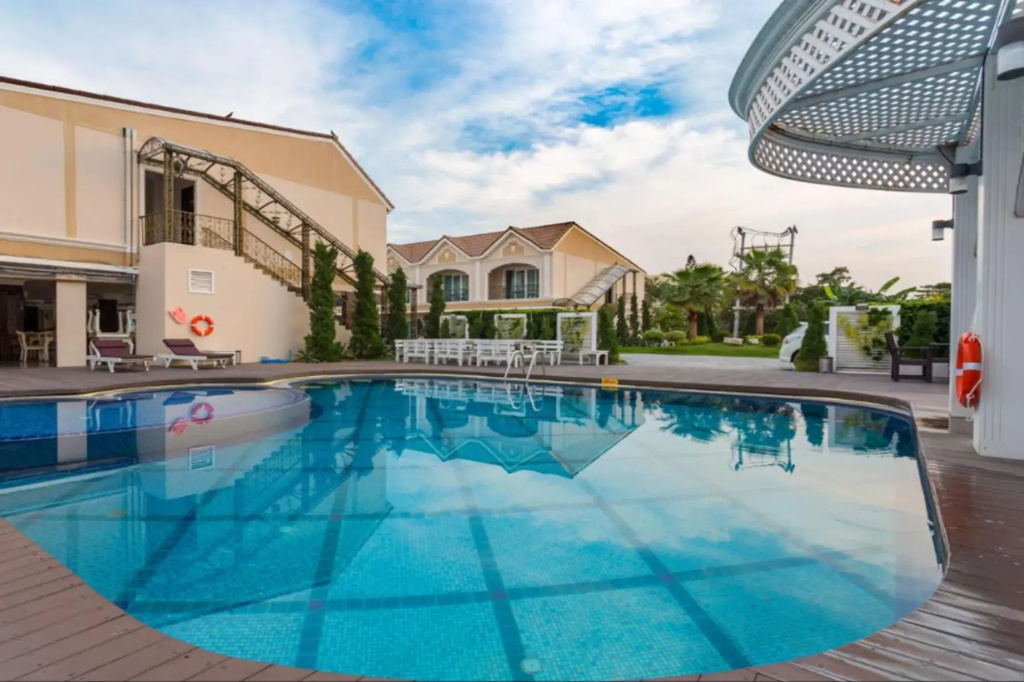 LK Majestic Villa