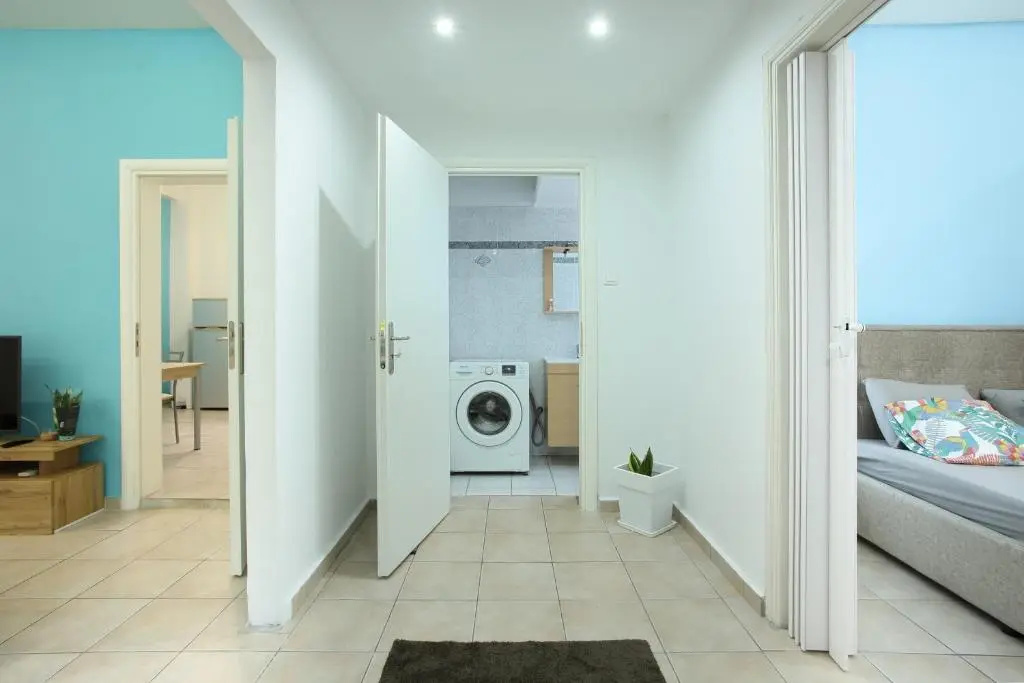 Nikea apartment near Piraeus port and metro st