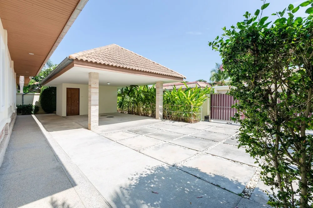 Private Pool Villa With 3 Bedrooms Oph3