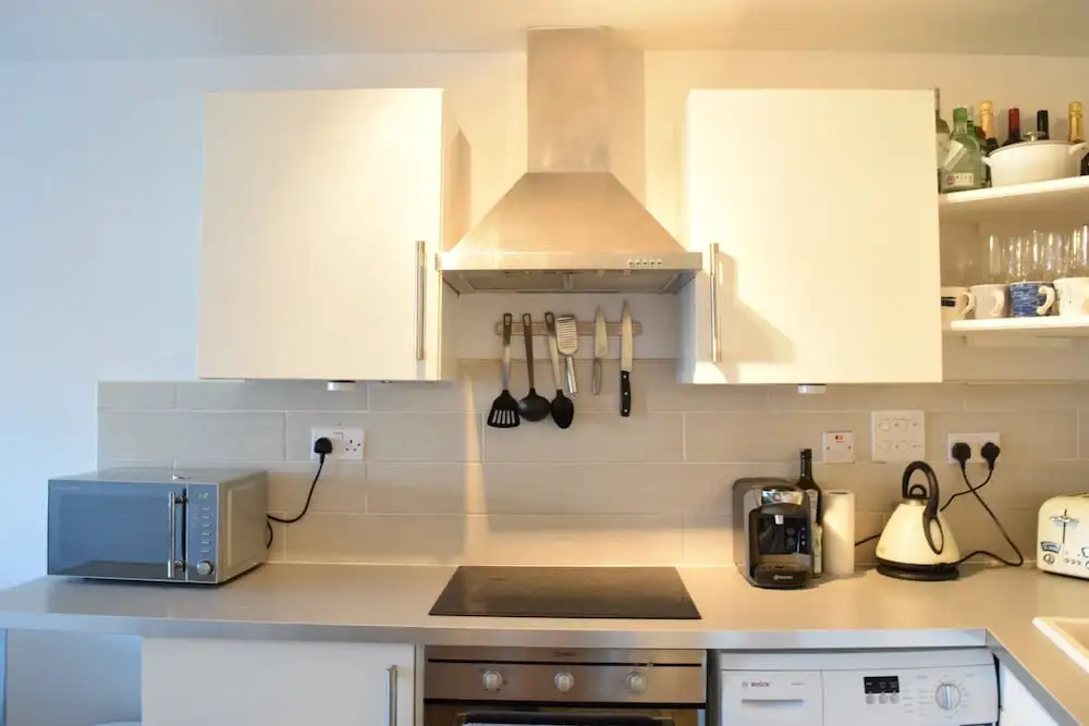 2 Bedroom Apartment Near Wimbledon