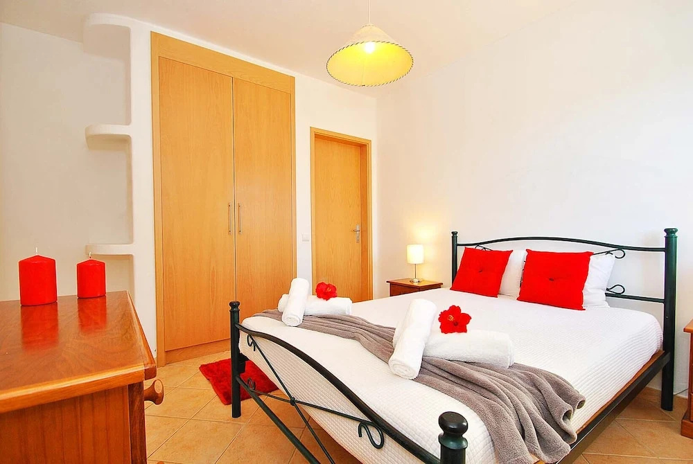 Villa Isis by Algarve Vacation