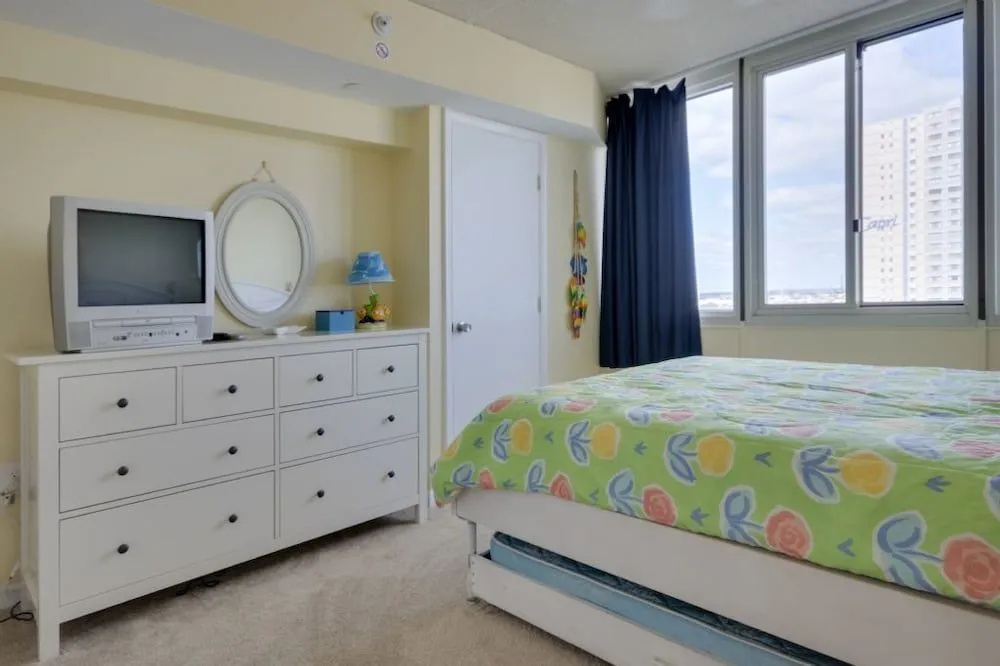 Quay 503 - 2 Br Condo