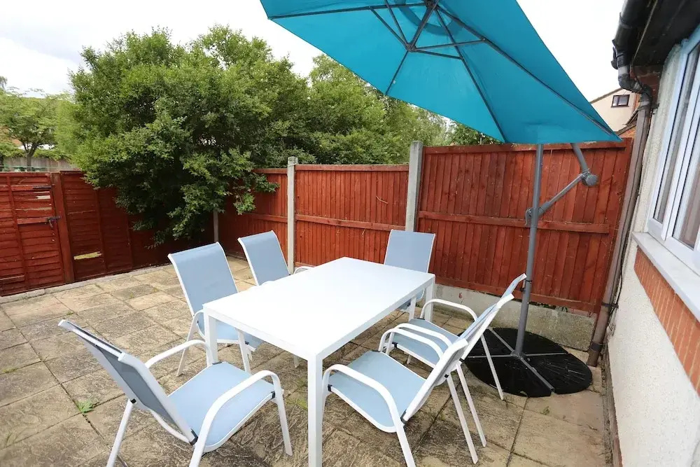 Beautiful 3 Beds House - Thamesmead